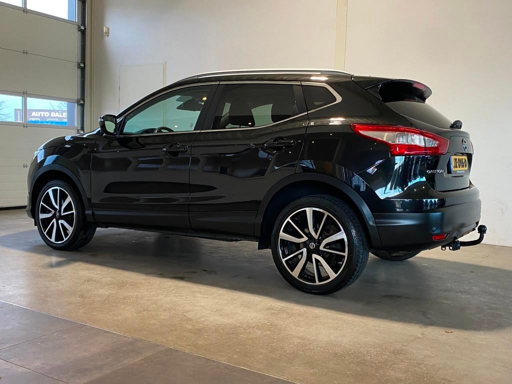 Nissan Qashqai 1.2 Tekna Automaat 92dkm NL-auto, Auto's, Nissan, Gebruikt, 4 cilinders, 116 pk, Zwart