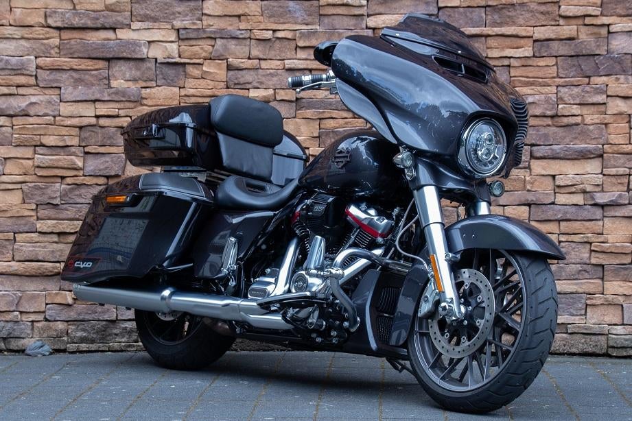 Harley-Davidson FLHXSE Street Glide CVO 117 (bj 2020) - foto 2