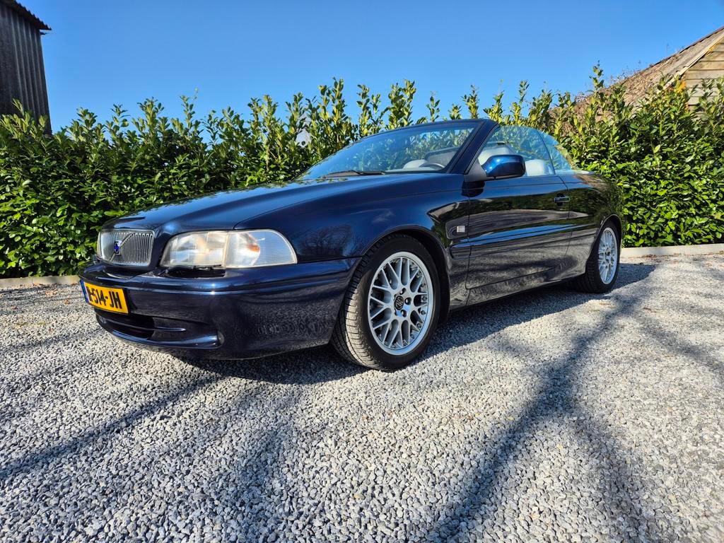 Volvo C70 Cabrio 5 cyl. bj 2000, extra: handbediening, Automaat, C70, Beige, Cabriolet