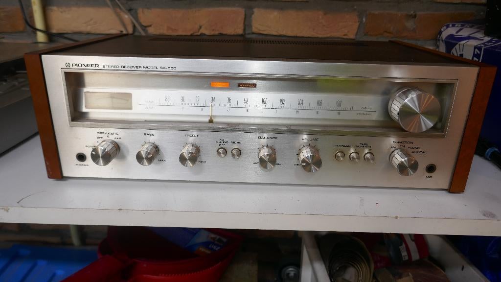 Te koop Pioneer SX 550 tuner Versterker, Audio, Tv en Foto, Versterkers en Receivers, Ophalen of Verzenden, Gebruikt, Minder dan 60 watt