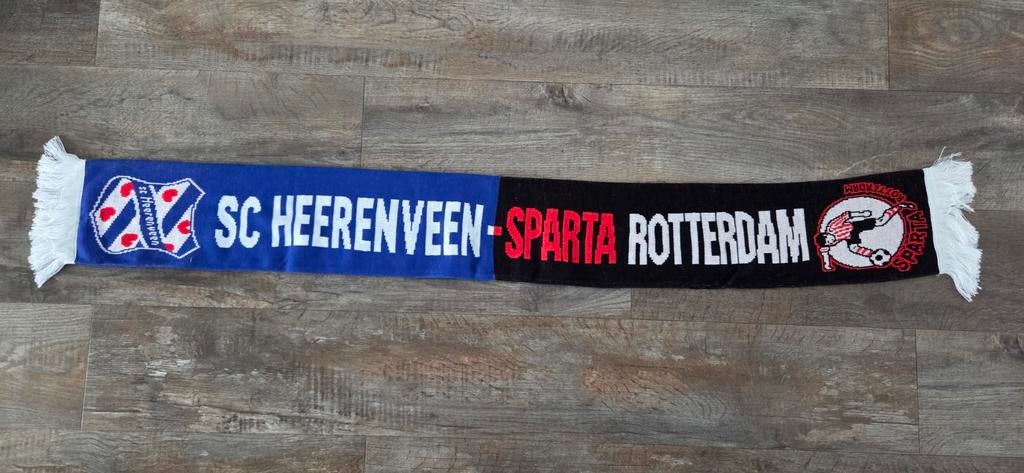 Sjaal SC Heerenveen - Sparta Rotterdam, Verzamelen, Sportartikelen en Voetbal, Ophalen of Verzenden, Zo goed als nieuw, Overige binnenlandse clubs
