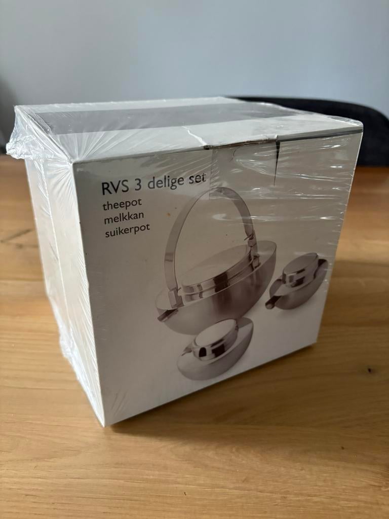 RVS 3 delige set Theepot Melkkan Suikerpot Nieuw, Overige materialen, Overige typen, Ophalen of Verzenden, Zo goed als nieuw