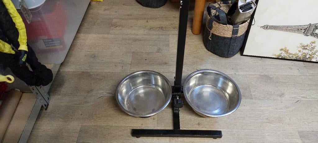 Honden eten en drinken bak., Dieren en Toebehoren, Ophalen, Hond