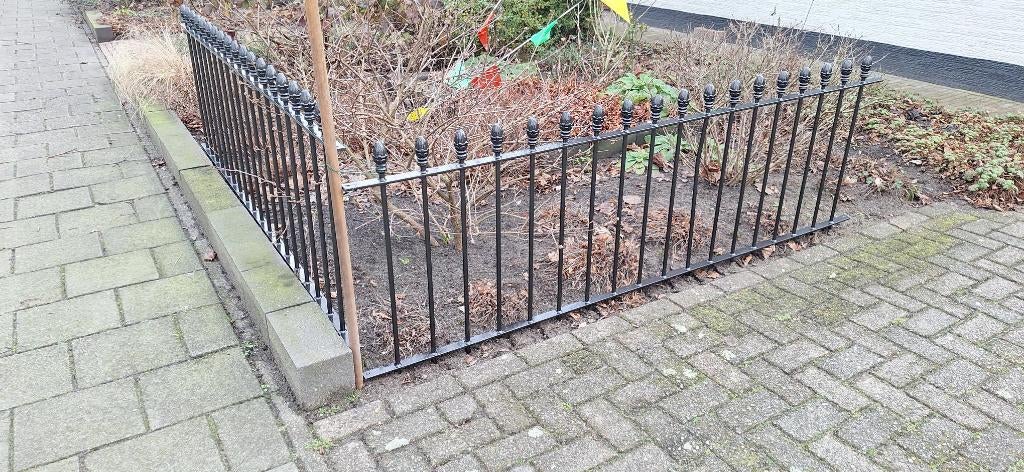 ijzeren sierhekwerk, Ophalen, Zo goed als nieuw, IJzer