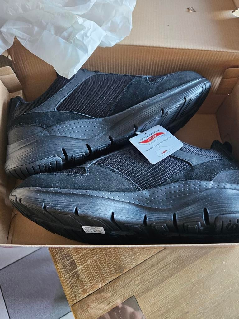 Sketchers archfit(nieuw mt 45), Ophalen of Verzenden, Nieuw