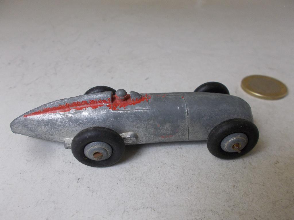 1946 Dinky Toys 23A FORMULE 1 RACING CAR (-K-), Ophalen of Verzenden, Gebruikt, Auto, Dinky Toys