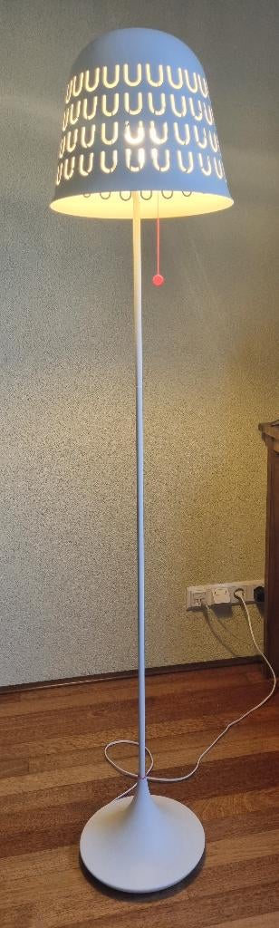 IKEA decoratieve vloerlamp, model G1301, PS2014, wit, Ophalen, Zo goed als nieuw, Metaal, Modern