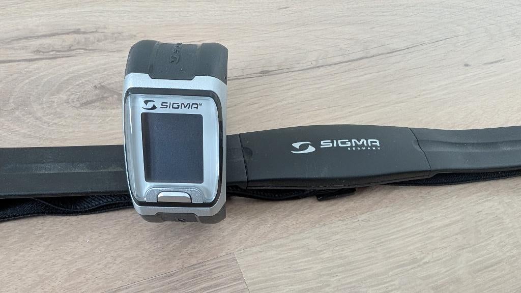 Sigma Sport PC 3.11 Hartslagmeter ideaal voor hardlopen, Ophalen of Verzenden, Gebruikt, Sigma, Met borstriem