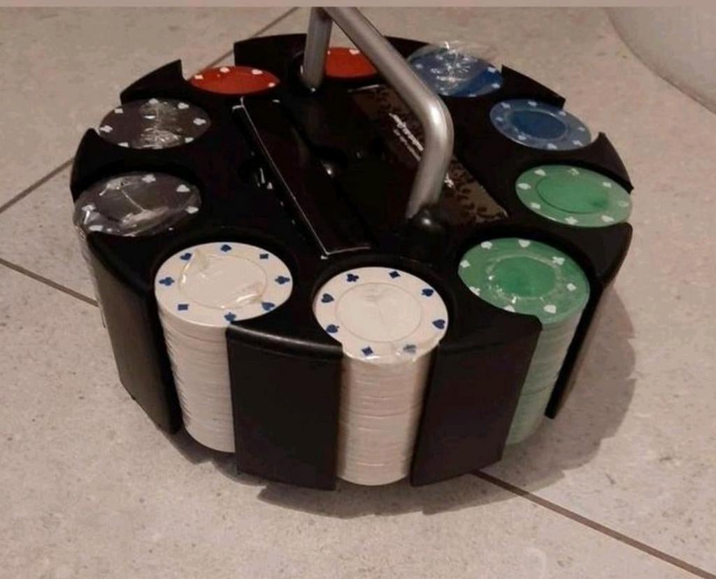Poker Set - Compleet met Fiches en Kaarten draaimolen, Ophalen of Verzenden