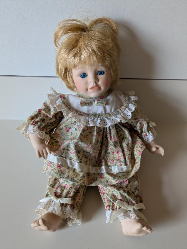 Porseleinen Pop - Promenade Collectie - Alice, Ophalen of Verzenden