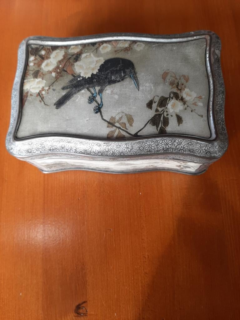 Oud KG thee trommeltje, Ophalen, Thee