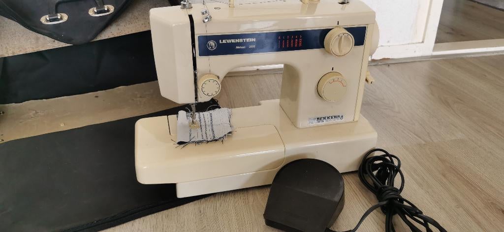 Naaimachine LEWENSTEIN melson 2000, Ophalen of Verzenden, Zo goed als nieuw, Naaimachine, Overige merken