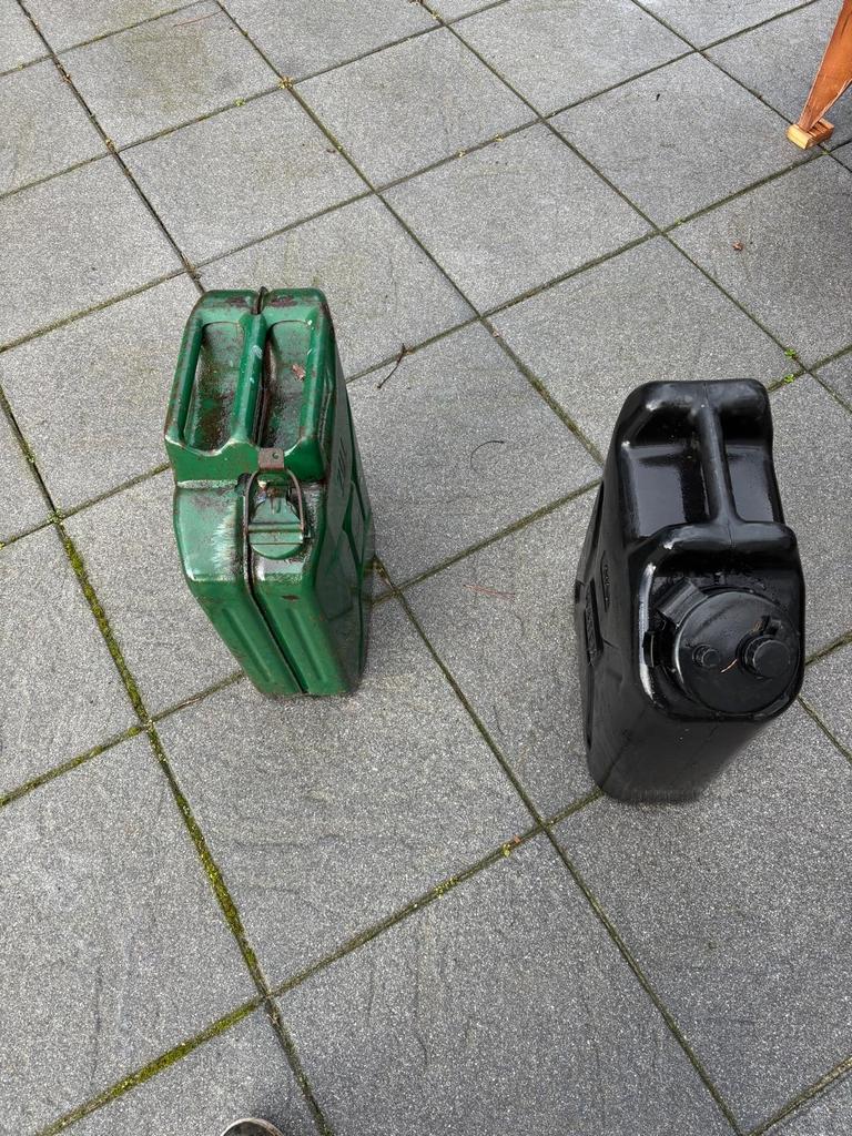 Jerrycans, Auto diversen, Ophalen of Verzenden, Gebruikt