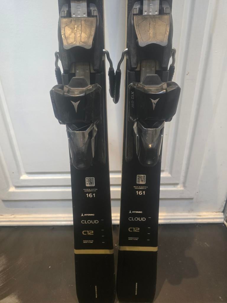 161cm ATOMIC CLOUD C12 SERVOTEC DAMES CARVE SKIS, Sport en Fitness, Skiën en Langlaufen, 160 tot 180 cm, Ophalen of Verzenden