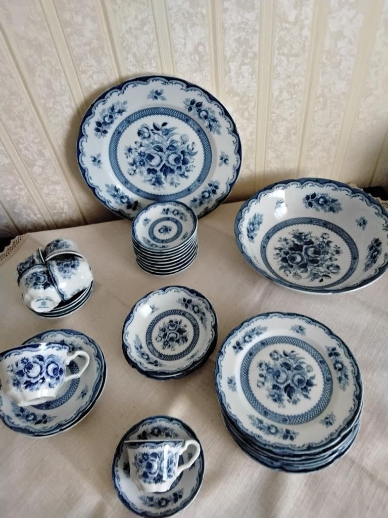 Blue Rose serviesdelen., Ophalen of Verzenden