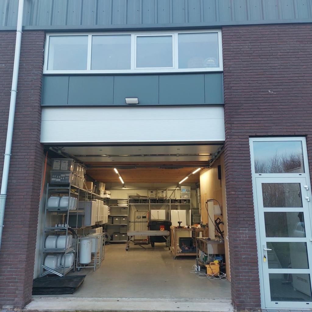 Turnkey, Koop of te huur kantoorruimte en opslag 160m2, 160 m², Huur, Bedrijfsruimte