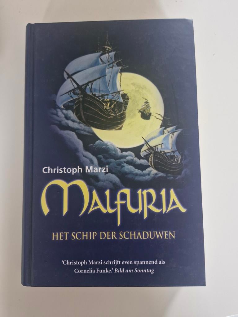 Malfuria - Het Schip der Schaduwen, Boeken, Christoph Marzi, Ophalen of Verzenden, Zo goed als nieuw, Fictie