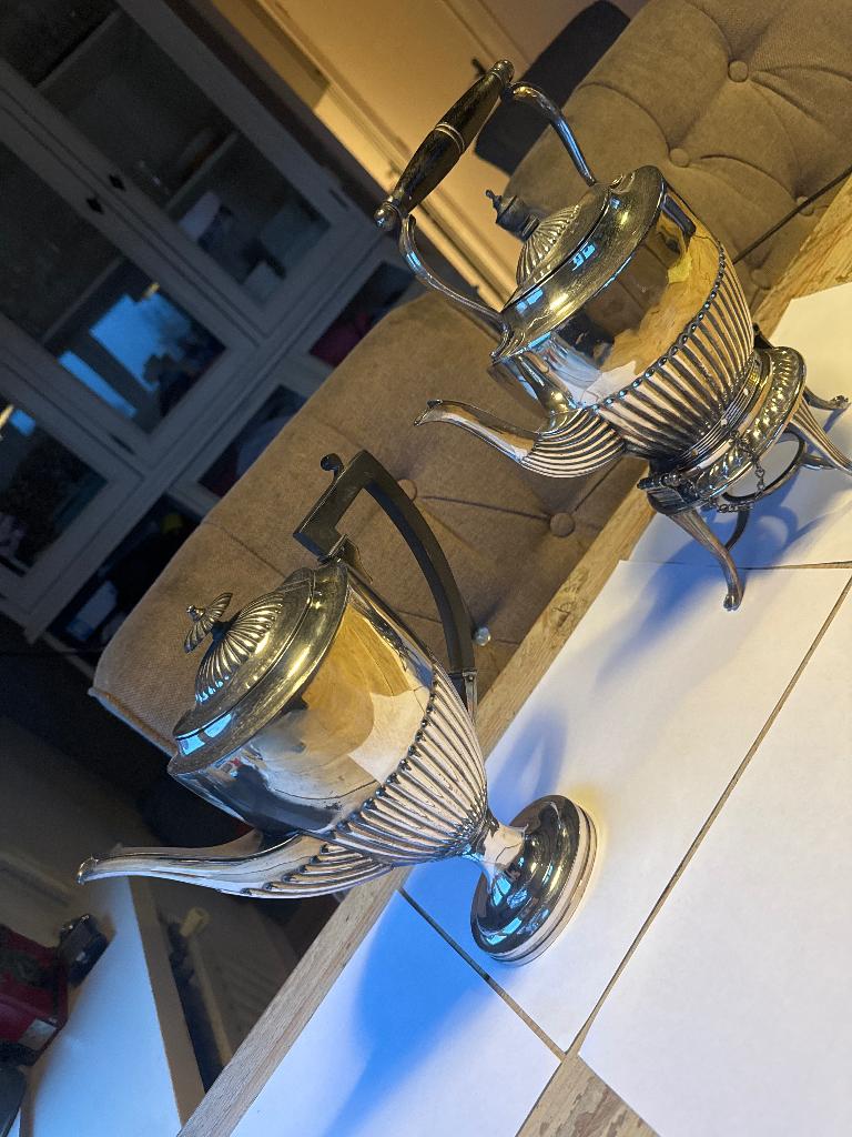 Verzilverd thee en koffie kan, Antiek en Kunst, Antiek | Servies compleet, Ophalen of Verzenden