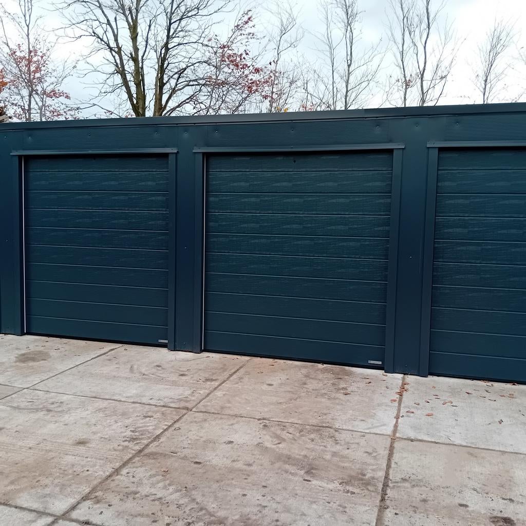 Garage te huur, Auto diversen