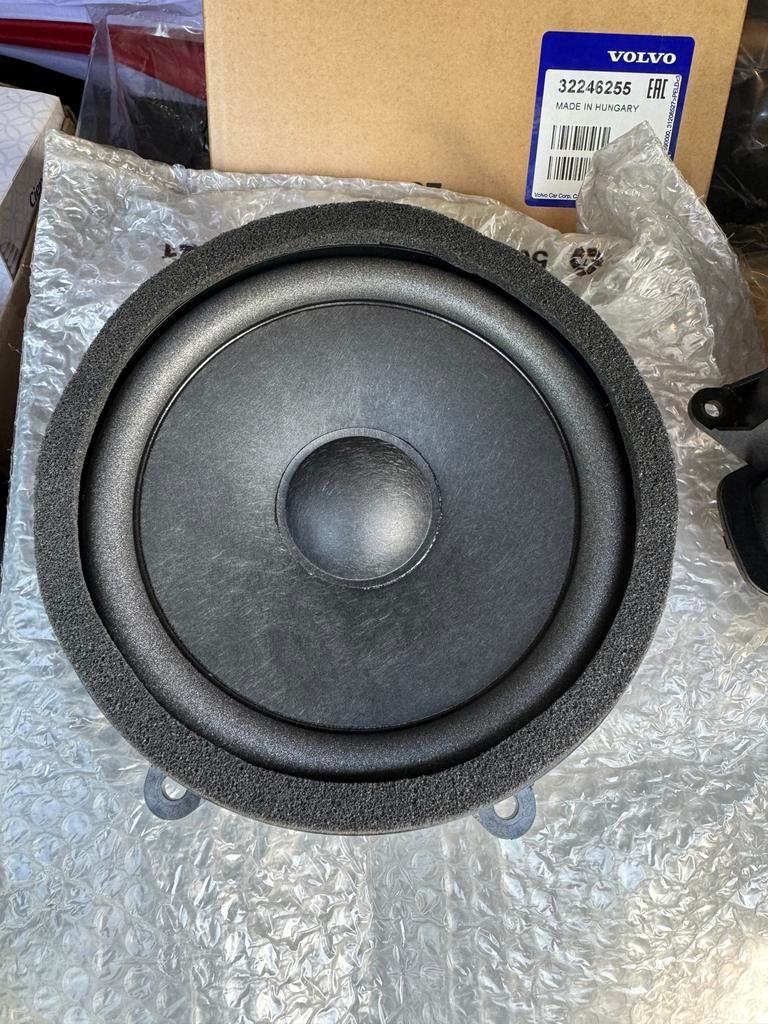 Volvo Bower&Wilkins 32246255, Auto diversen, Ophalen of Verzenden, Nieuw