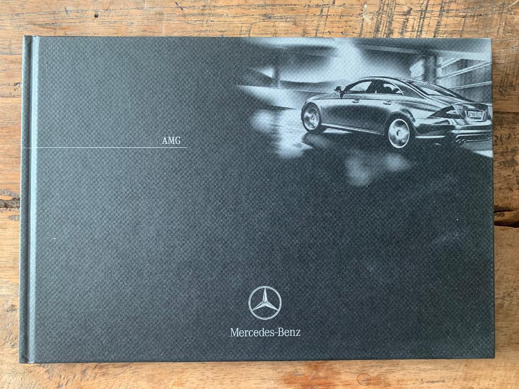 Folder, brochure Mercedes-Benz AMG hardcover 2005 Duits, Boeken, Nieuw, Mercedes-Benz, Mercedes, Ophalen of Verzenden