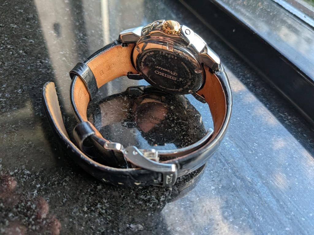 Seiko Kinetic Perpetual – Kaliber 7D56, Ophalen, Seiko, Leer, Staal