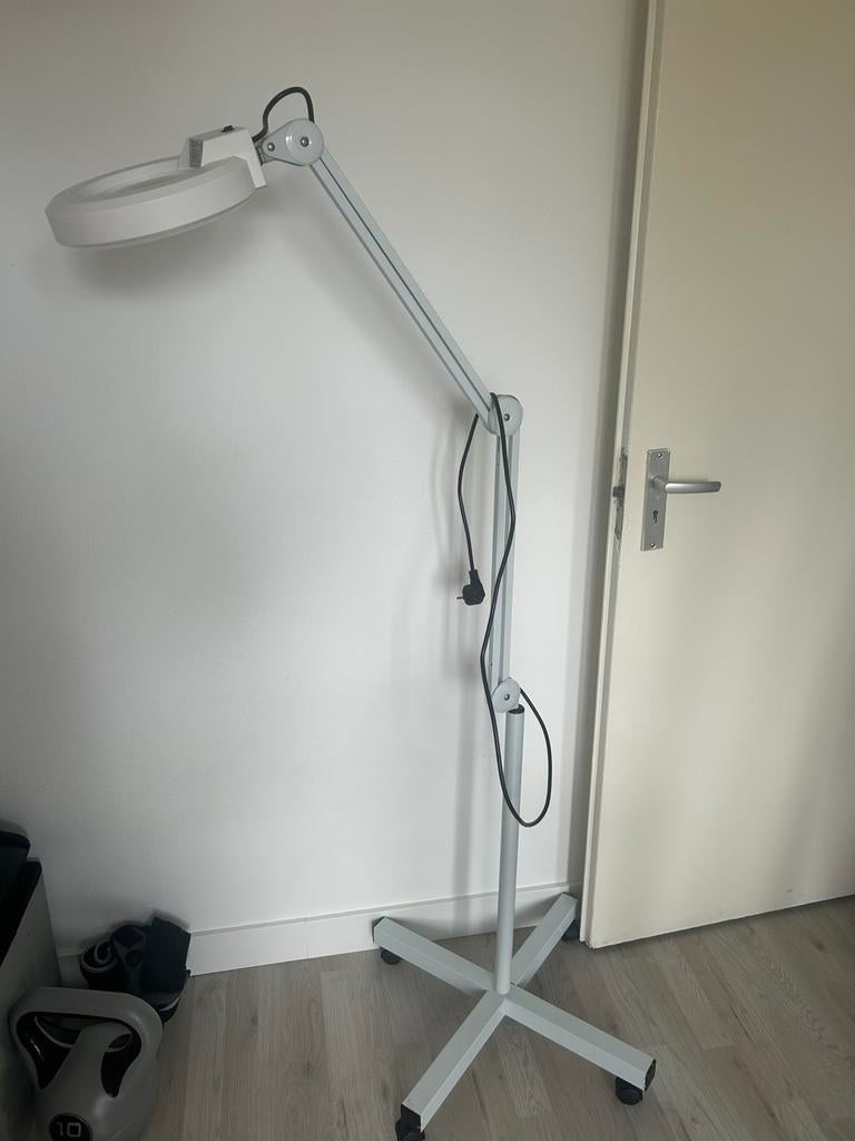 Beauty lamp, Ophalen of Verzenden, Zo goed als nieuw, Loeplamp