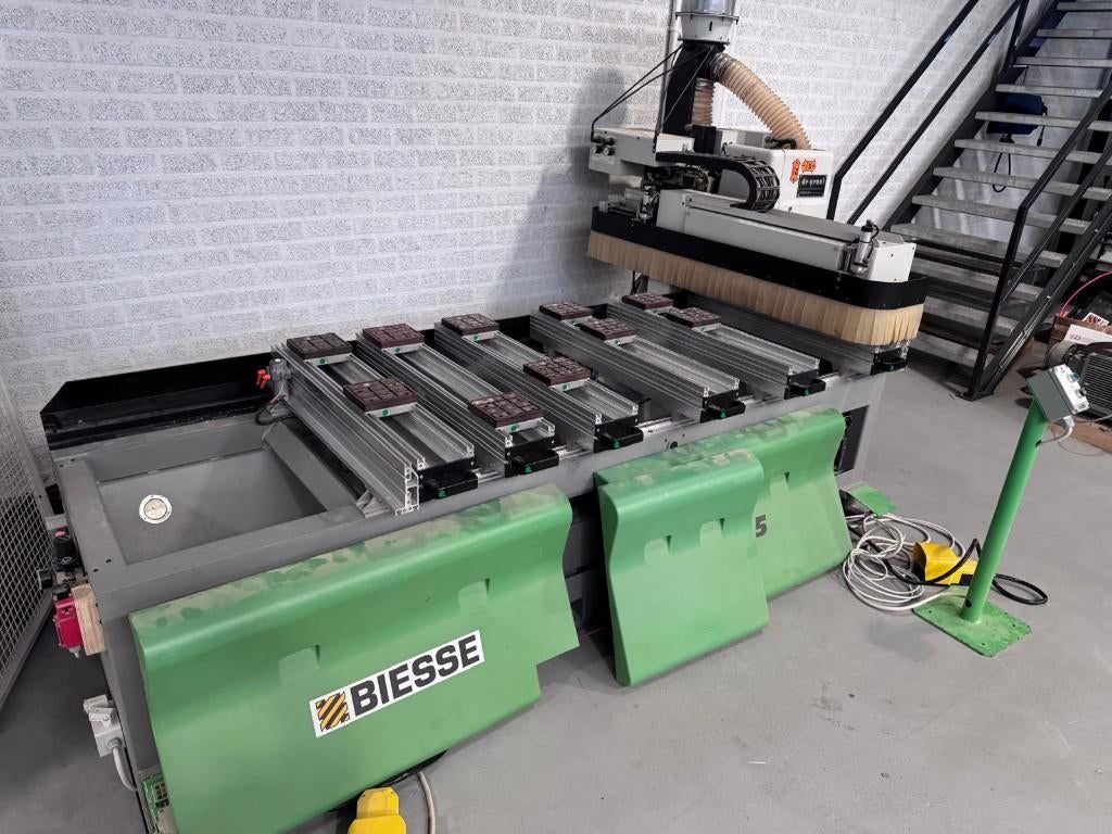 Biesse cnc bovenfrees, Ophalen