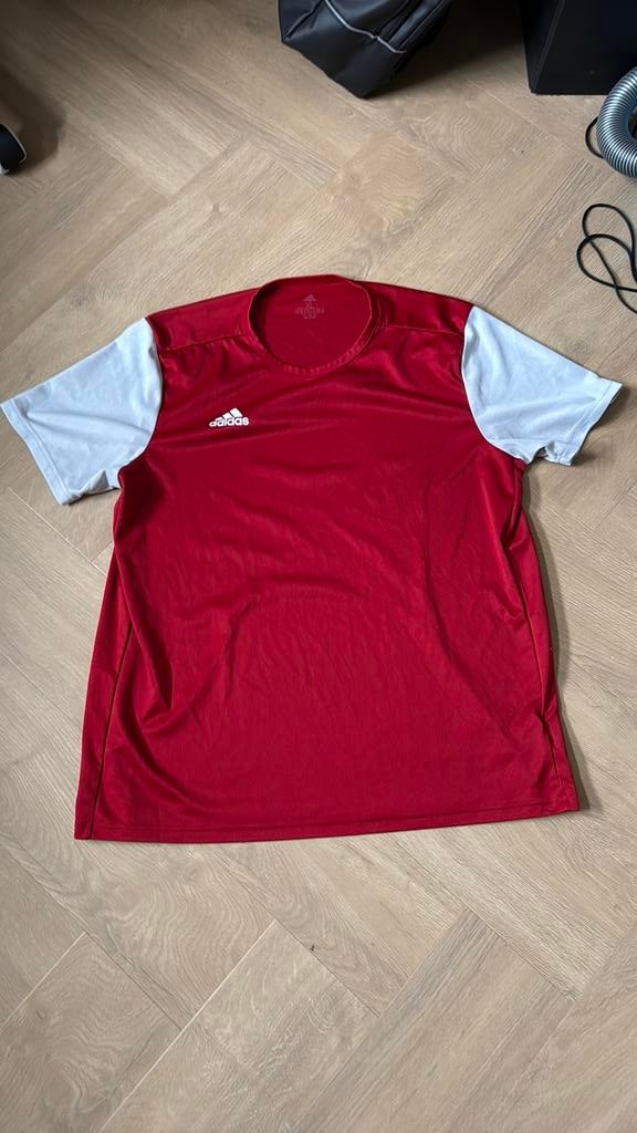 Als nieuw: Adidas climalite sportshirt maat XL, Maat 56/58 (XL), Ophalen of Verzenden, Zo goed als nieuw, Rood