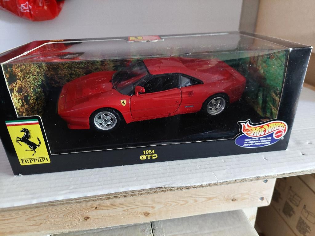 Hotwheels Ferrari GTO 1984, Ophalen of Verzenden, Zo goed als nieuw, Auto, Hot Wheels