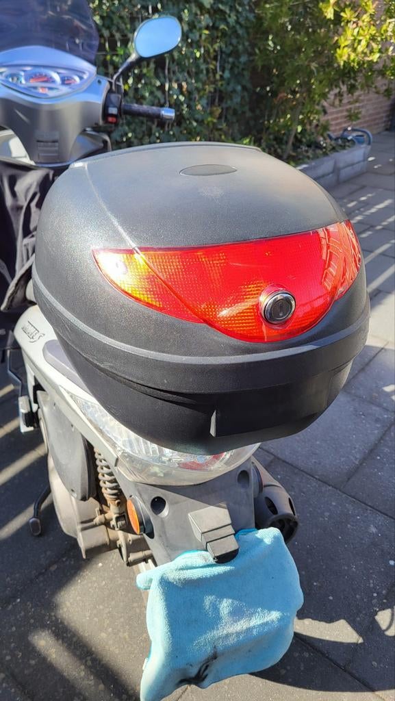 Scooter koffer topkoffer, Fietsen en Brommers, Ophalen of Verzenden