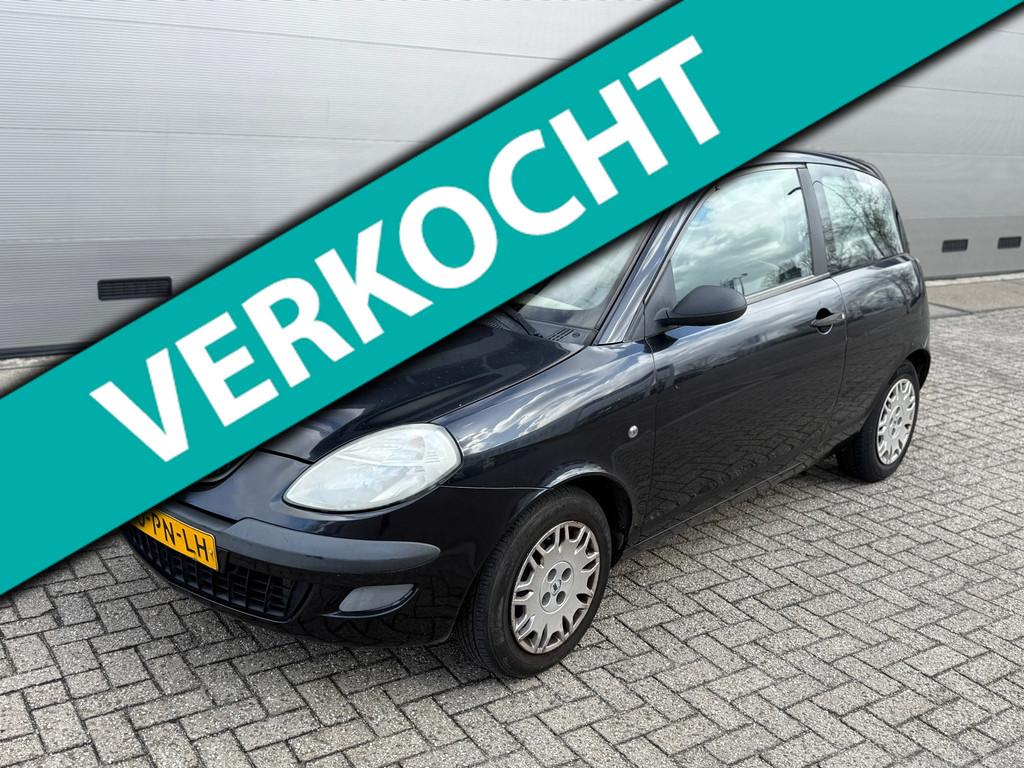 Lancia Ypsilon 1.2, Voorwielaandrijving, Gebruikt, Zwart, Origineel Nederlands