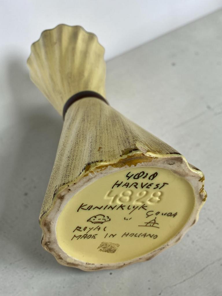 Unieke Plateelbakkerij Zuid-Holland Gouda Harvest vaas, Ophalen