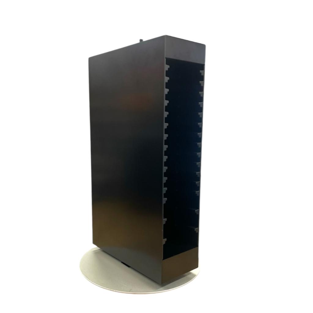 Bang & Olufsen CD Stand Voor Beocenter Zwart, Bang en Olufson, Zo goed als nieuw, Support@bangenolufson.com, Bang &amp; Olufsen Group
Peter Bangs Vej 15
7600 Struer
Denmark