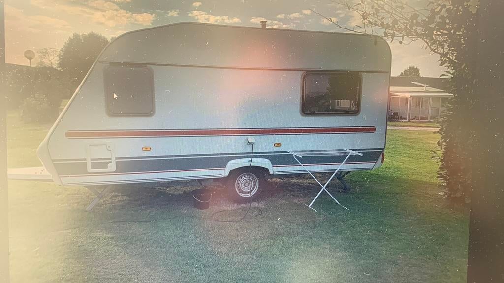 Beyerland 440 LB Lite 2003                  Vraagprijs €7500, Caravans en Kamperen, Luifel, Treinzit, 750 - 1000 kg, Particulier