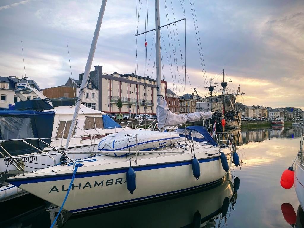 Granada 31 – vaarklaar, nieuwe zeilen 2023, compleet, Watersport en Boten, Ophalen, Gebruikt, Diesel, 9 tot 12 meter