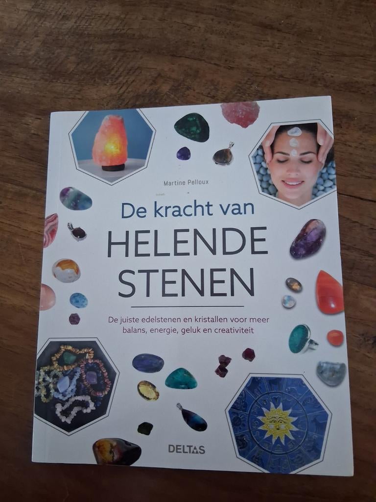 Martine Pelloux - De kracht van helende stenen, Boeken, Esoterie en Spiritualiteit, Zo goed als nieuw, Overige onderwerpen, Ophalen of Verzenden