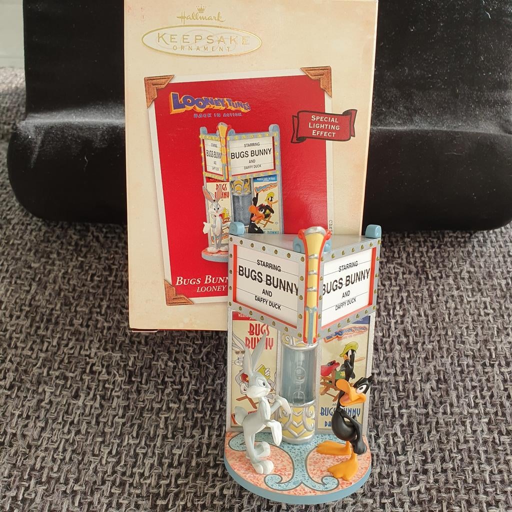 Hallmark Keepsake Looney Tunes Bugs Bunny en Daffy Duck, Ophalen of Verzenden, Zo goed als nieuw, Actiefiguur of Pop
