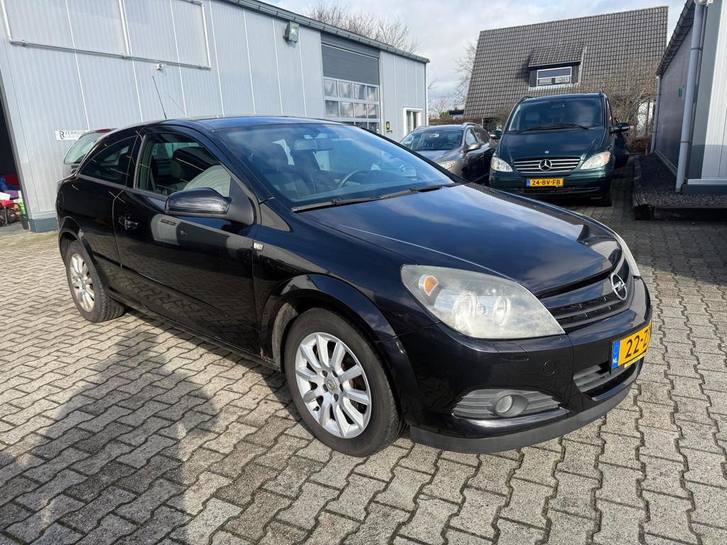 Opel Astra GTC 1.8 Sport 2008 Zwart 154.000 KM 1E Eigenaar, 125 pk, Gebruikt, 4 cilinders, 1165 kg