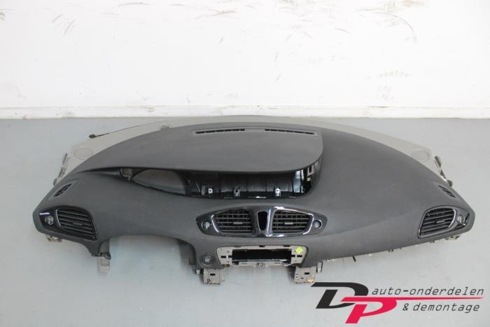 Dashboard van een Renault Grand Scenic, Gebruikt, -, Renault, -