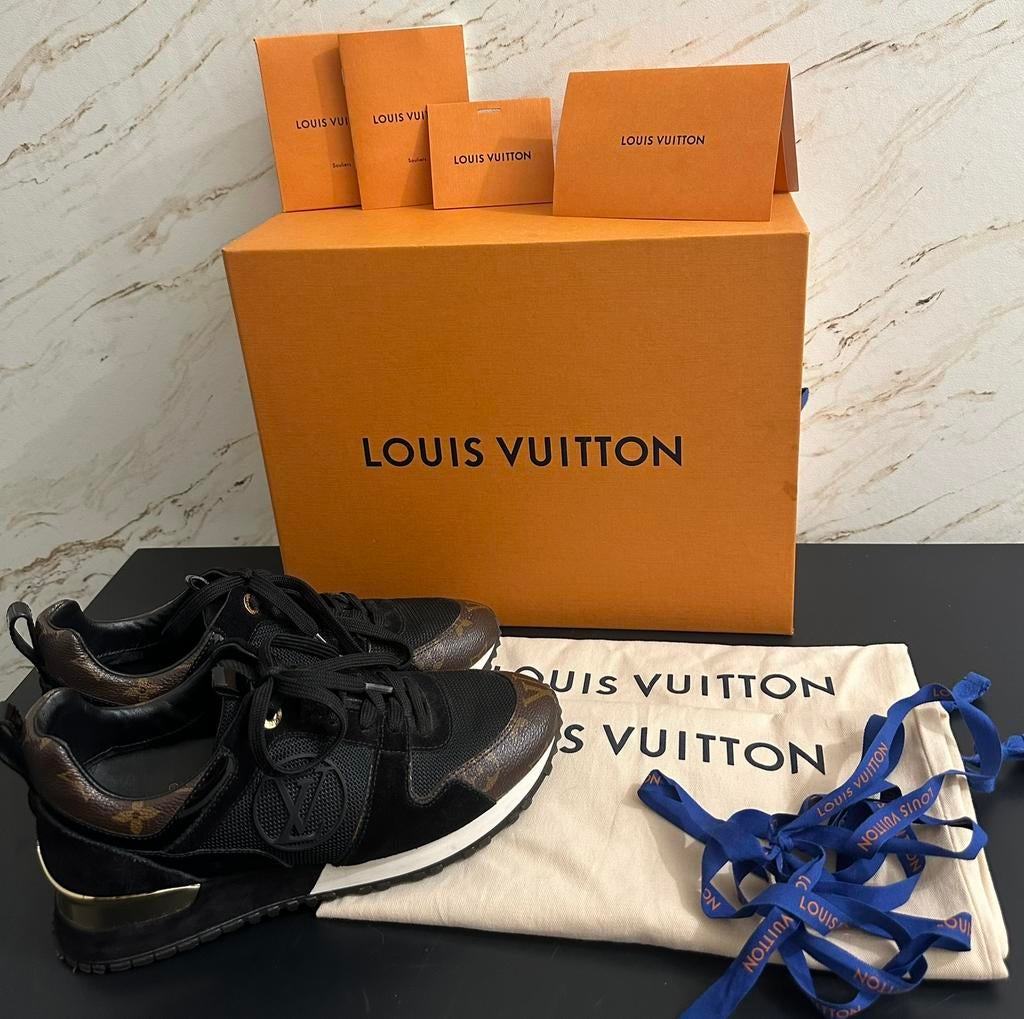 Louise Vuitton Run Away trainer - Orgineel, Zwart, Nieuw, Ophalen of Verzenden, Sneakers of Gympen