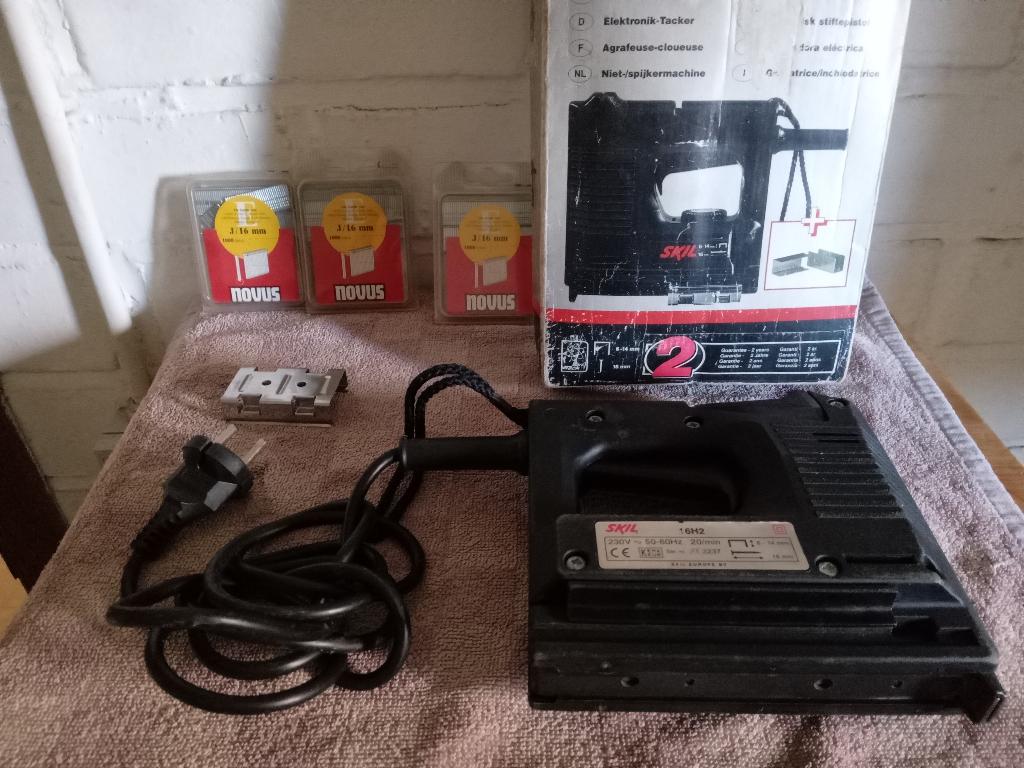 Skill electrische tacker, Ophalen, Zo goed als nieuw