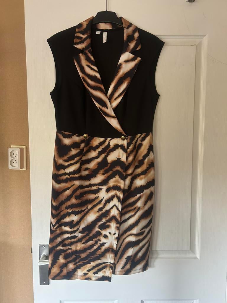 Nieuw apart  jurkje maat S, Maat 38/40 (M), Zwart, Nieuw, Ophalen of Verzenden