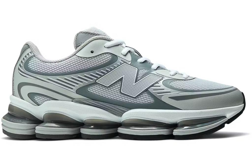 NEW BALANCE 2000 Sneakers dames maat 40, Ophalen of Verzenden, Nieuw, Sneakers of Gympen