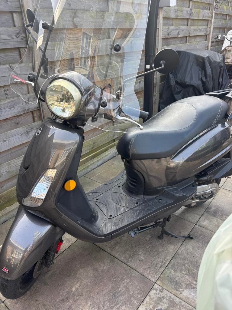 Sym Fiddle 2, Fietsen en Brommers, Scooters | SYM, Zo goed als nieuw, Fiddle, Benzine, Ophalen