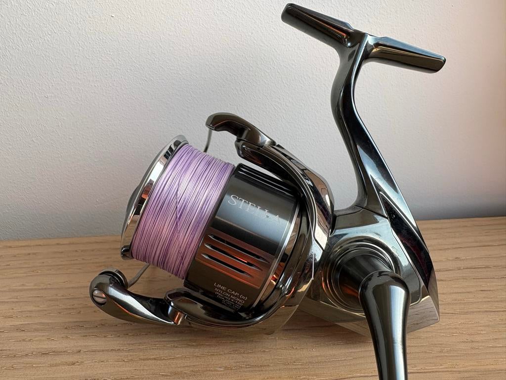 Shimano Stella 4000XG, Ophalen of Verzenden, Zo goed als nieuw, Molen
