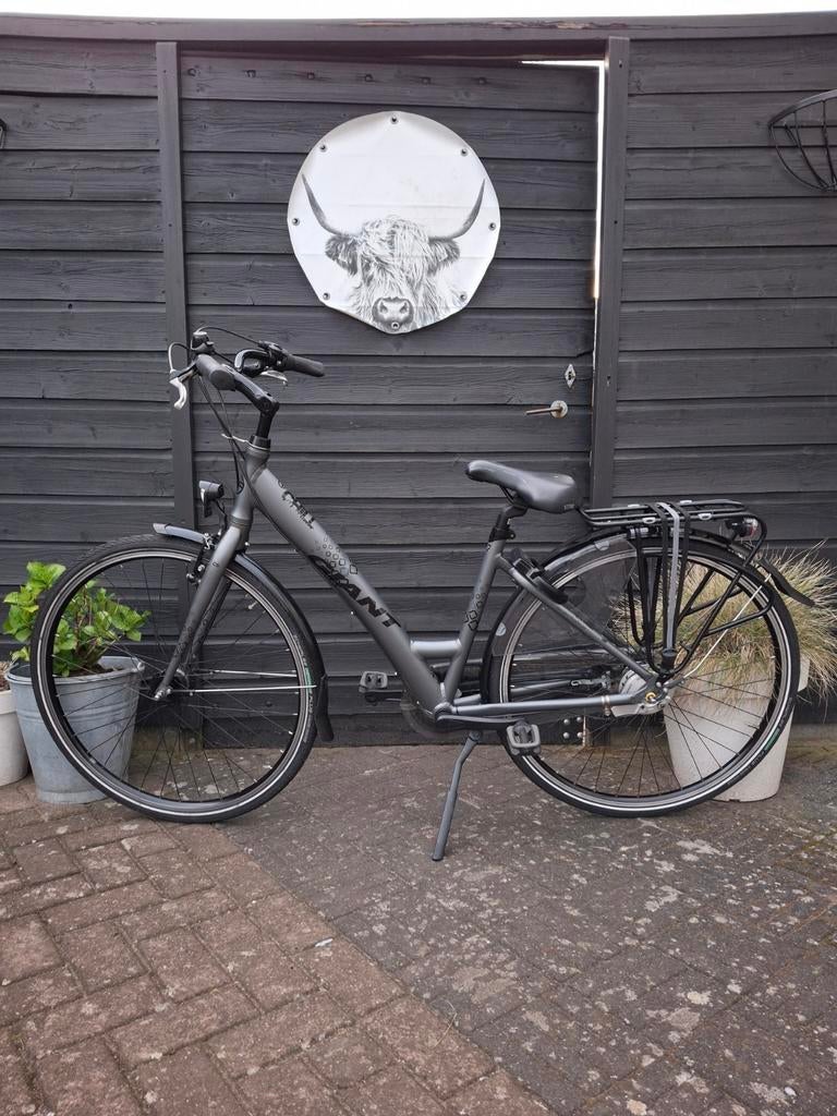 Giant Attend CS damesfiets meisjesfiets 28 inch 48cm 3 versn, Fietsen en Brommers, Ophalen, 47 tot 50 cm, Versnellingen, Giant