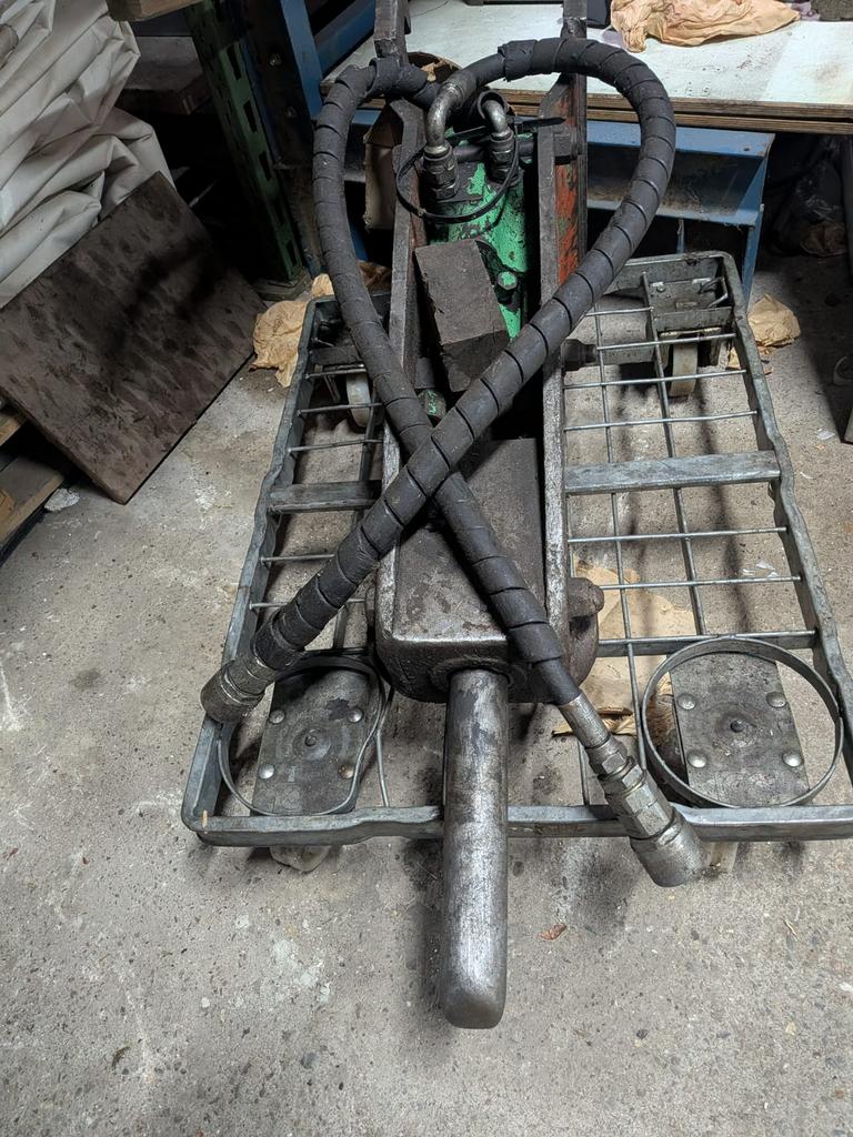 Sloophamer CW05, Ophalen, Graafmachine