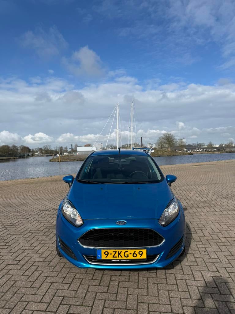 Ford Fiësta 1.0 48KW/65PK 5D 2015 Blauw, 40 €/maand, 525 kg, Blauw, 23 km/l
