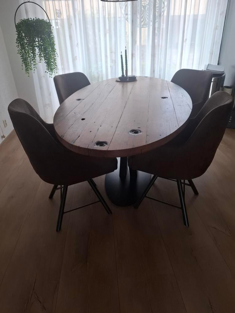 Unieke eettafel met metalen onderstel en 4 stoelen, Overige houtsoorten, Gebruikt, 150 tot 200 cm, Vier personen